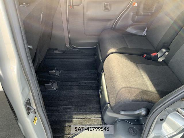 Daihatsu MOVE 2019-04 239818-18