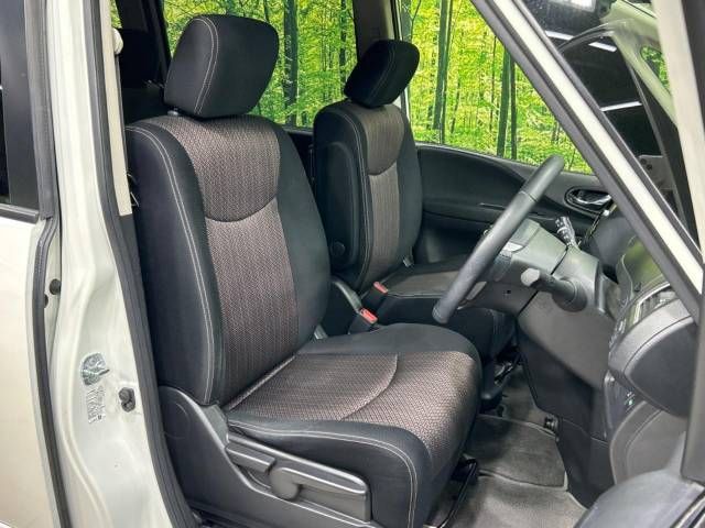 Nissan SERENA 2015-09 20517-8