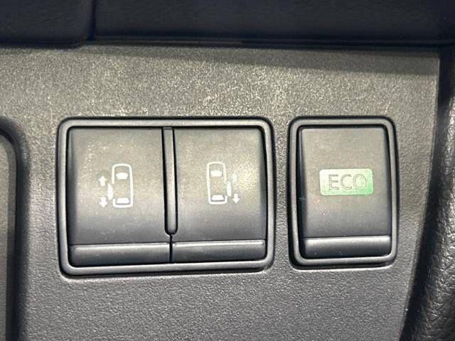 Nissan SERENA 2015-09 20517-5