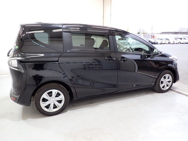 Toyota SIENTA 2021-03 192173-4
