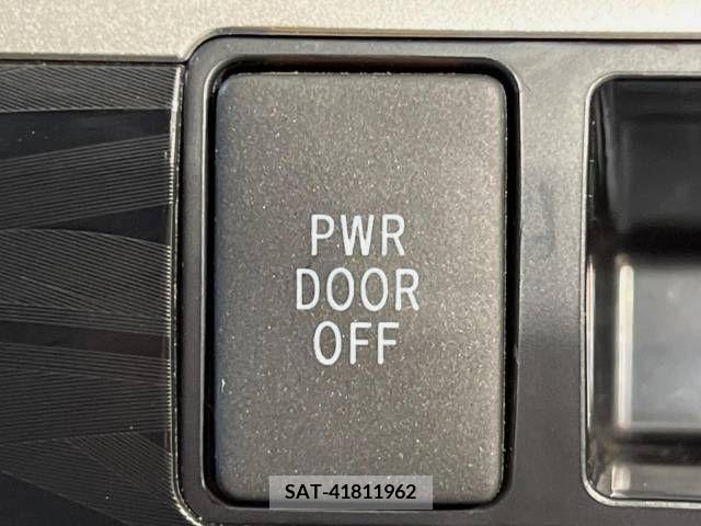 Toyota ESTIMA 2013-07 299203-3