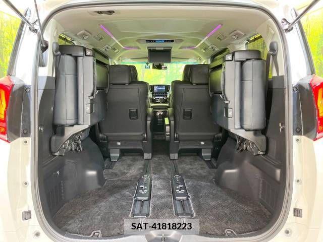 Toyota ALPHARD 2022-02 299531-10