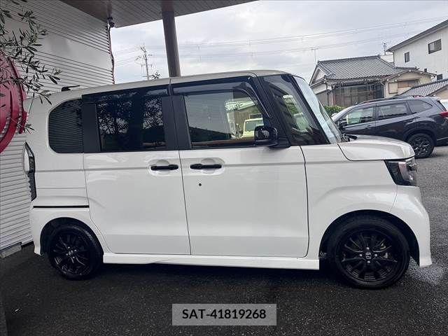 Honda N BOX CUSTOM 2022-07 307427-9