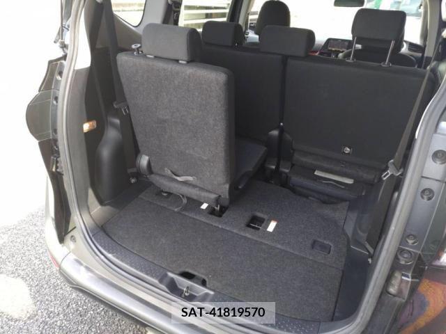 Toyota SIENTA 2016-01 351422-26