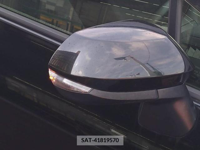 Toyota SIENTA 2016-01 351422-10