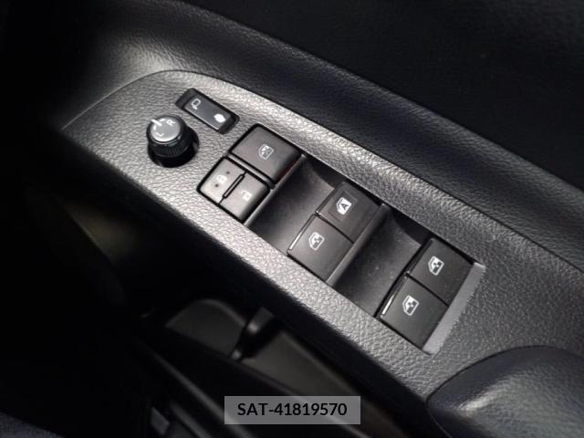 Toyota SIENTA 2016-01 351422-17