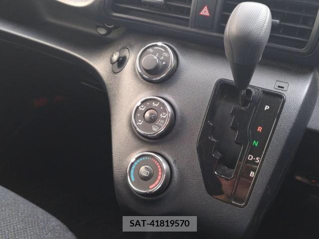 Toyota SIENTA 2016-01 351422-15
