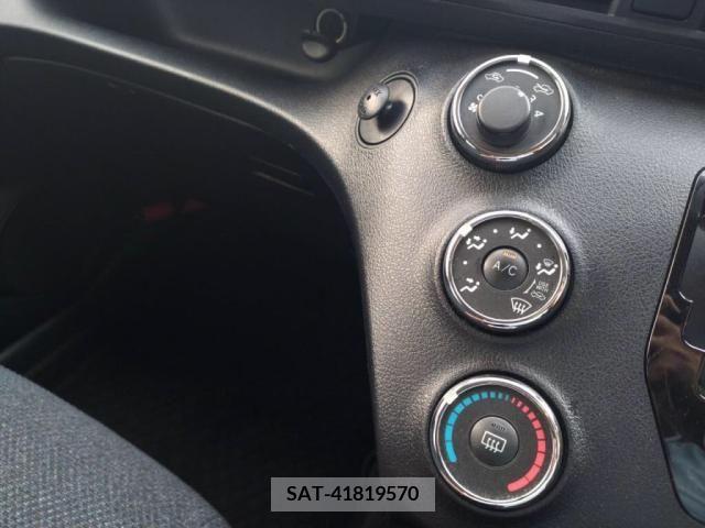 Toyota SIENTA 2016-01 351422-14