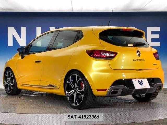 Renault LUTECIA 2016-06 380373-17