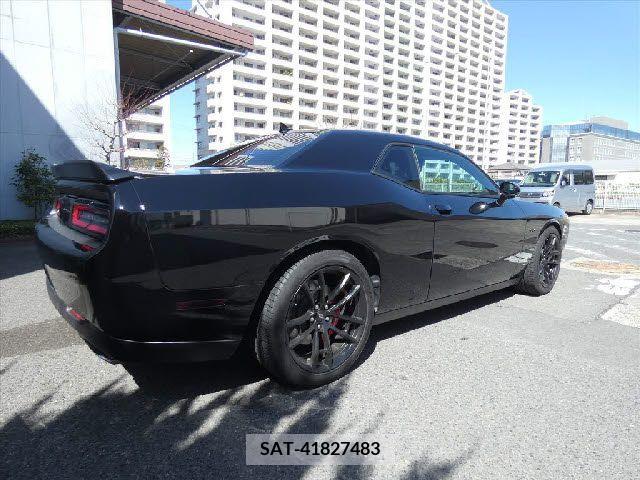 Dodge CHALLENGER 2023-09 299010-6