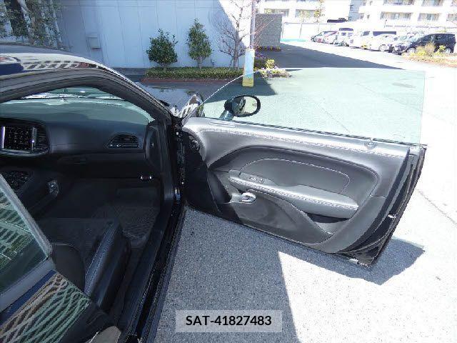 Dodge CHALLENGER 2023-09 299010-13