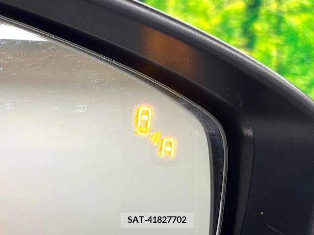 Mazda CX-8 2018-10 209025-6