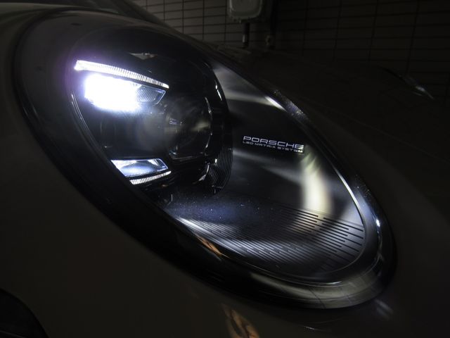 Porsche 911 2021-07 15141-6