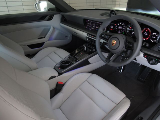 Porsche 911 2021-07 15141-15