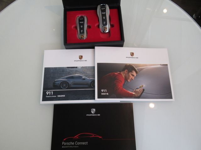 Porsche 911 2021-07 15141-26
