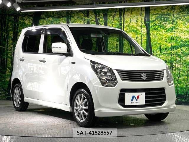 Suzuki WAGON R 2013-09 381485-16
