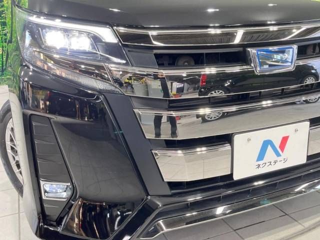 Toyota NOAH HYBRID 2017-07 28475-13