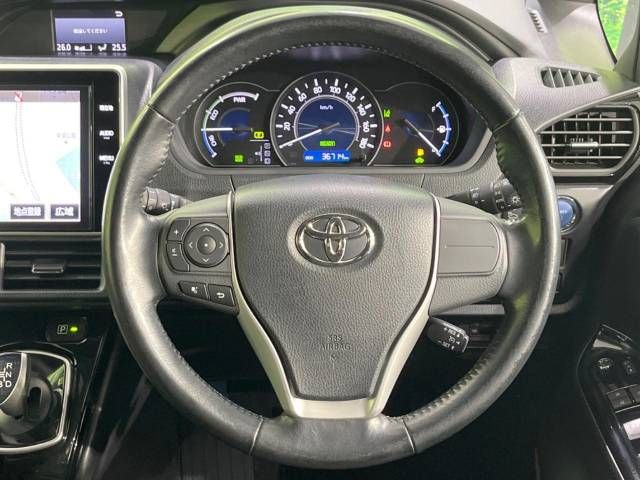 Toyota NOAH HYBRID 2017-07 28475-12