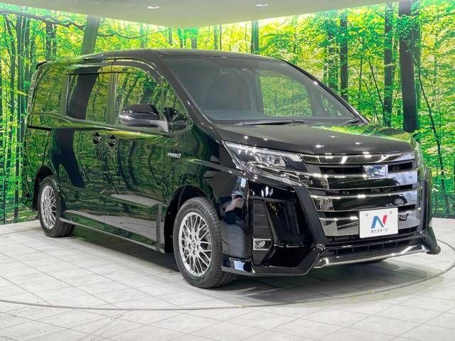 Toyota NOAH HYBRID 2017-07 28475-17