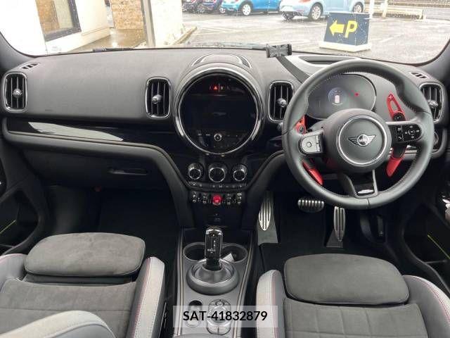 Bmw MINI 2023-02 337641-1