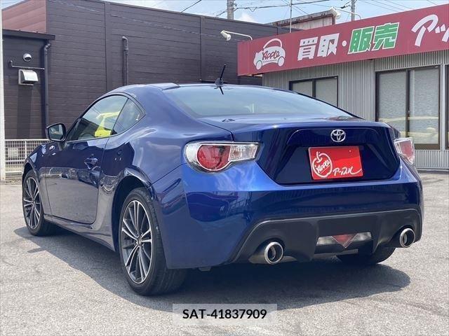 Toyota 86 2012-04 321126-6