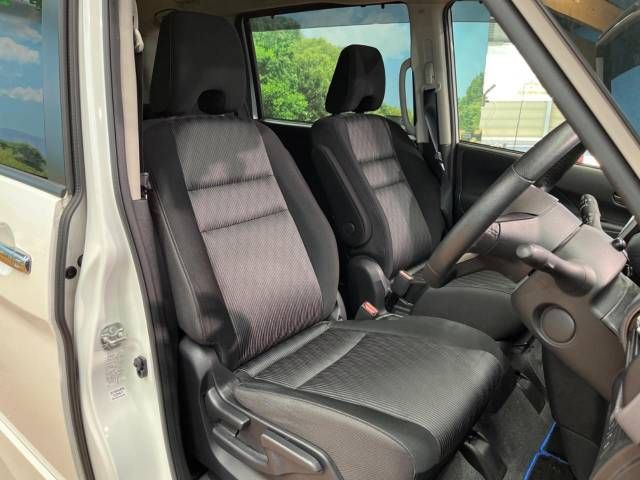 Nissan SERENA 2021-07 189110-11