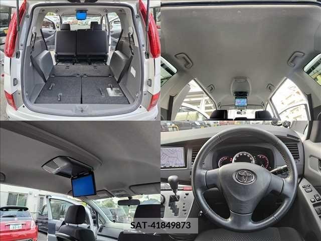 Toyota ISIS 2010-01 273126-9