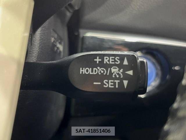Toyota PRIUS 2017-05 329740-7