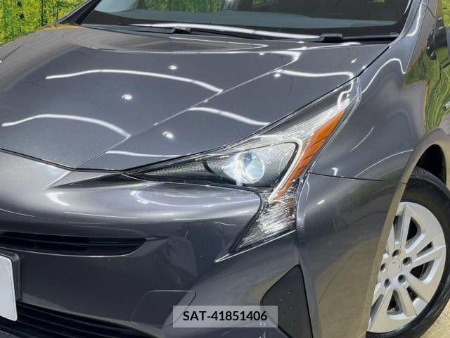 Toyota PRIUS 2017-05 329740-12