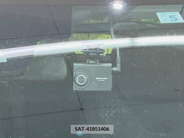 Toyota PRIUS 2017-05 329740-5