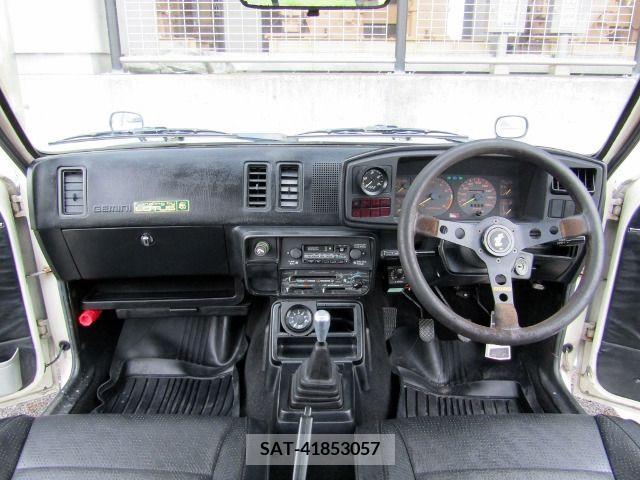 Isuzu GEMINI 1983-03 200258-8