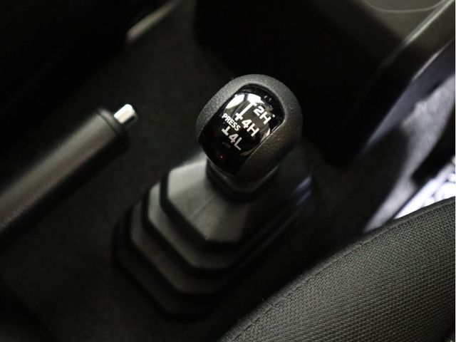 Suzuki JIMNY SIERRA 2020-11 26822-21