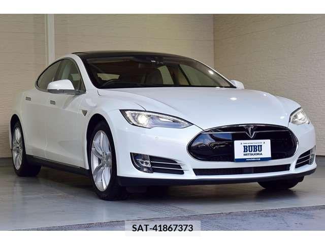 Tesla MODEL S 2015-12 287616-19