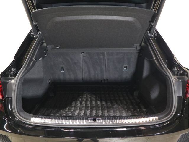 Audi Q3 2021-03 191954-24