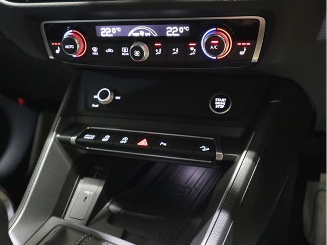 Audi Q3 2021-03 191954-22