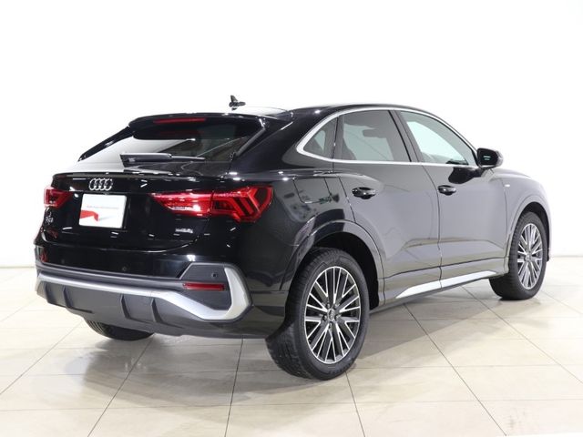 Audi Q3 2021-03 191954-7