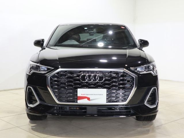 Audi Q3 2021-03 191954-1