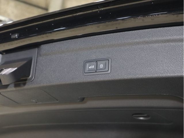 Audi Q3 2021-03 191954-23
