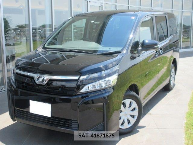Toyota VOXY 2019-05 370508-0