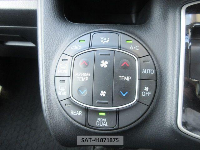 Toyota VOXY 2019-05 370508-13