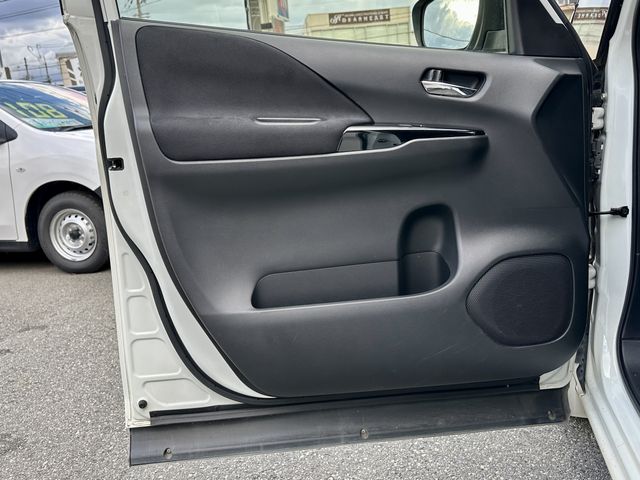 Nissan SERENA 2016-11 22063-10
