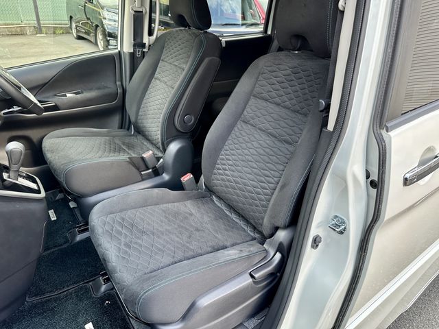 Nissan SERENA 2016-11 22063-16