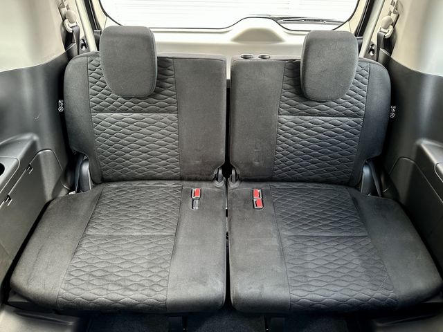 Nissan SERENA 2016-11 22063-18