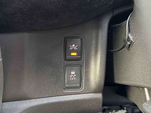 Nissan SERENA 2016-11 22063-26