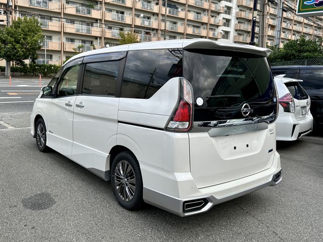 Nissan SERENA 2016-11 22063-5