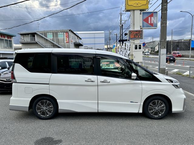 Nissan SERENA 2016-11 22063-2