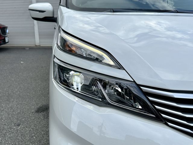 Nissan SERENA 2016-11 22063-6