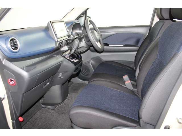 Mitsubishi EK X 2022-04 7045-3
