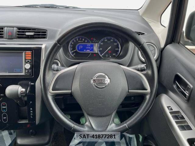 Nissan DAYZ 2013-10 266622-12