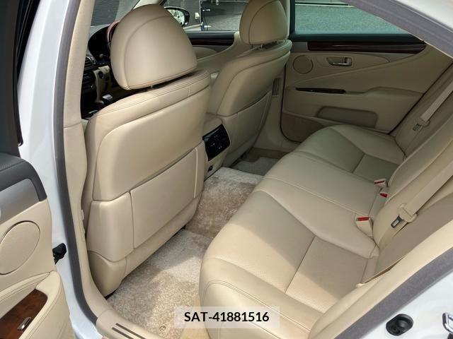 Lexus LS 2014-11 354298-6